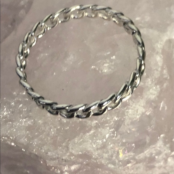 Brand New Ring - Silver Chain Link - Size 6 - Picture 3 of 5